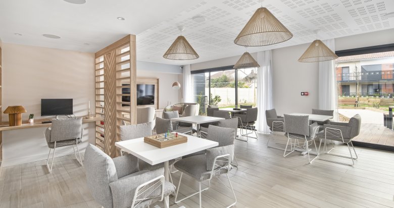 Achat / Vente immobilier neuf Drancy résidence séniors à 15 min à pied du RER B (93700) - Réf. 8965