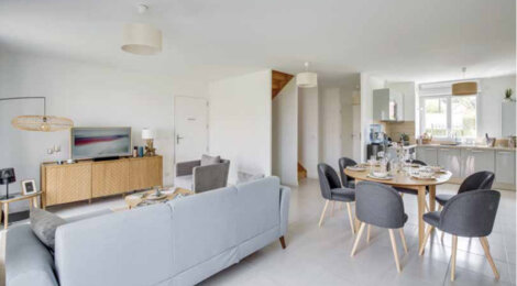 Programme immobilier neuf LA CLAIRIERE - Mareil-sur-Mauldre : Résidence T4–T5 avec cadre familial et espaces extérieurs proche des transports (78124) - Référence : 4697